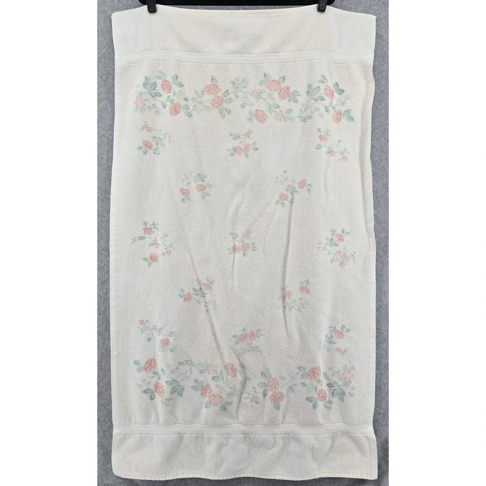 Vintage 1980s Caress Floral Bath Towel Set Ivory Pink Roses 4 Piece 42x25